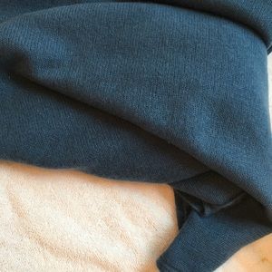 NWOT Portolano Cashmere Blue Wrap. O/S